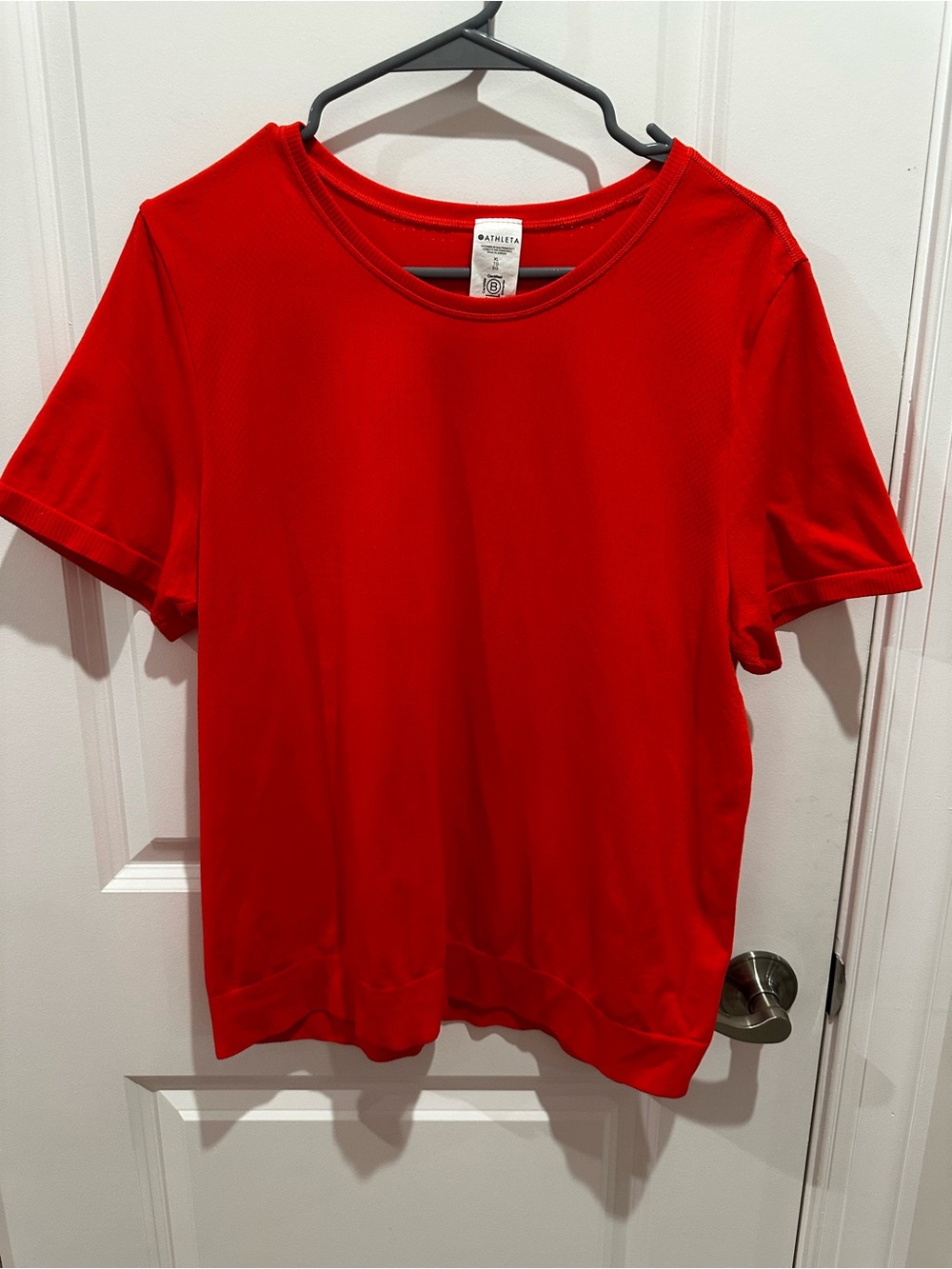 Athleta Red Performance Crew Neck Tee Size XL
